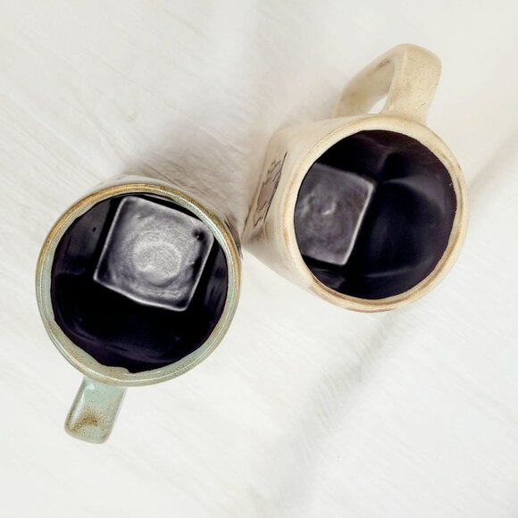 Handcrafted Stoneware Mugs Set Design By Mara Mexico With Chiles / Bottles - Picture 7 of 10